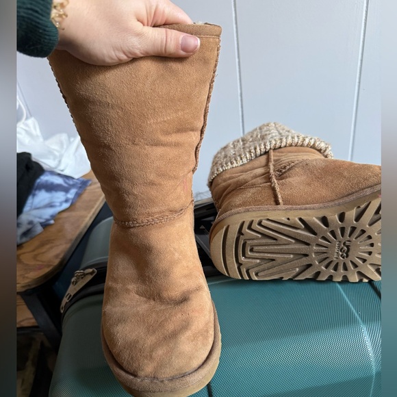Uggs - Picture 5 of 7